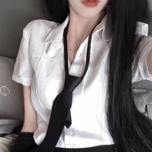 女人河
